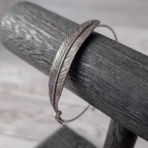 Alex & Ani Dark Silver Tone / Grey Feather Bracelet - Heavy Tarnish